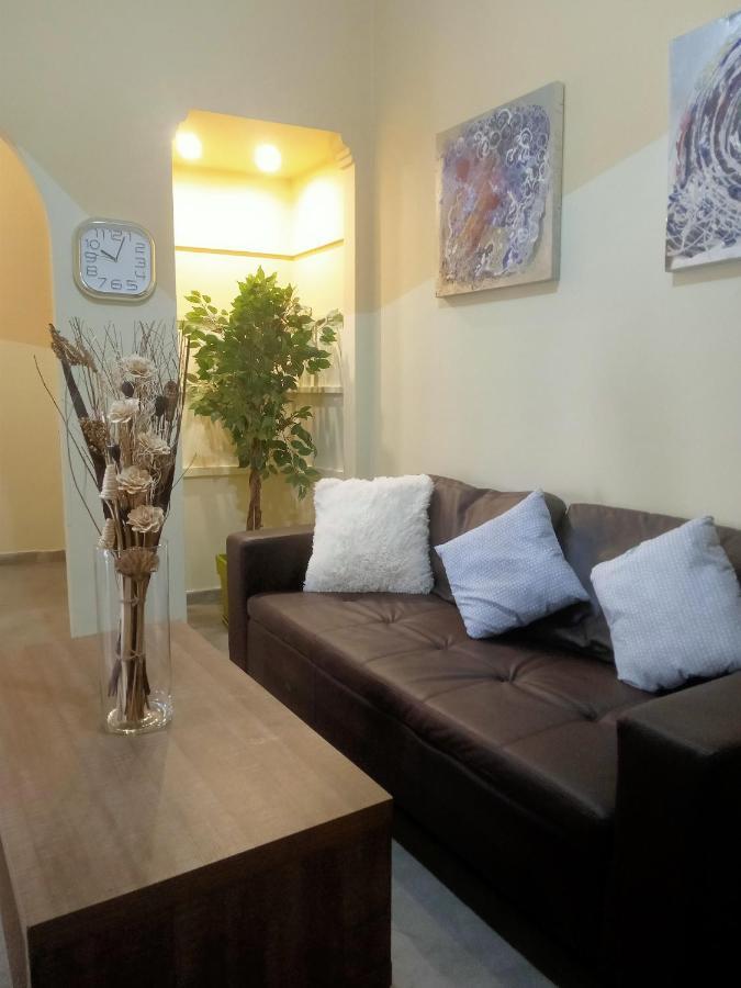 Koukaki-Acropolis Roomy With A Private Veranda Apt. Atenas Exterior foto