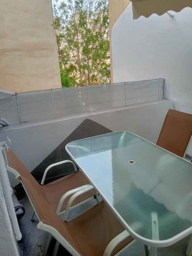 Koukaki-Acropolis Roomy With A Private Veranda Apt. Atenas Exterior foto