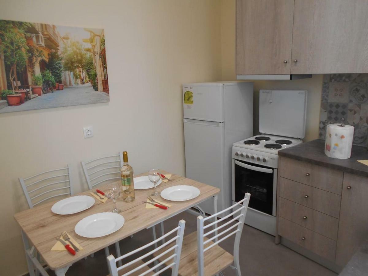 Koukaki-Acropolis Roomy With A Private Veranda Apt. Atenas Exterior foto